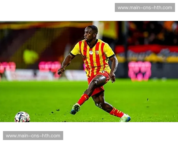 法甲第21轮战报：朗斯登顶，里昂六连胜紧追，积分榜格局剧变