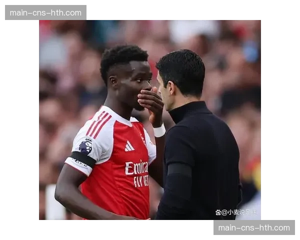 赛前情报：萨卡参加全队合练，有望首发出战曼城